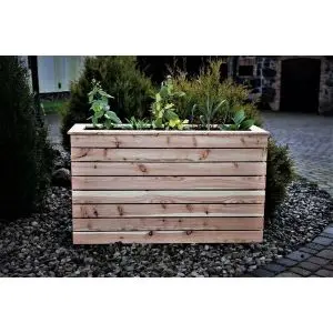 Marta Larch Planter