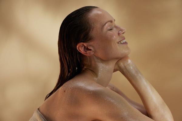 How a Steam Room Can Help You Detox