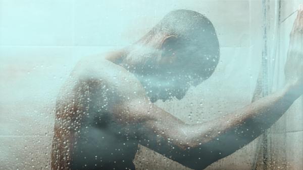 The Health Risks and Precautions Of Steam Showers